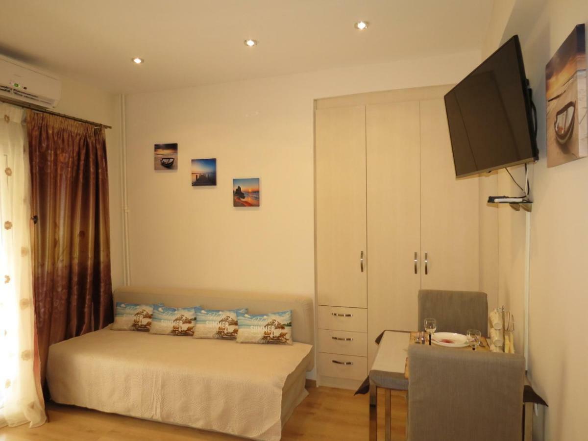 Nice Studio Next To The Sea Atenas Exterior foto